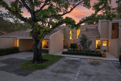 /international/us/1121-nw-13th-street-boca-raton-fl-110107407425/