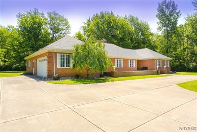 /international/us/2275-hess-road-newfane-ny-110100580721/