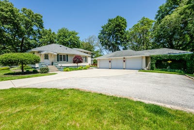 /international/us/5221-ridge-road-stevensville-mi-110108497908/