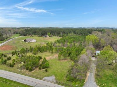 /international/us/329-county-road-775-riceville-tn-110107035529/