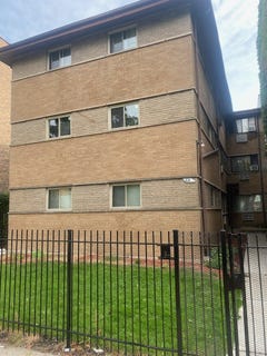/international/us/8141-s-ingleside-avenue-chicago-il-110108639351/