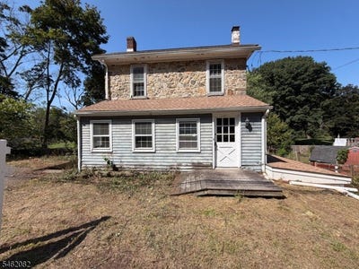 /international/us/17-musconetcong-river-rd-lebanon-twp-nj-110110268990/