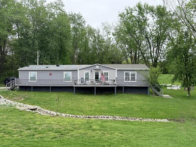 /international/us/1117-county-road-2362-moberly-mo-110107664787/
