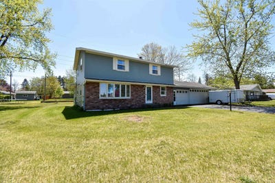 /international/us/712-polk-street-stevens-point-wi-110108153033/