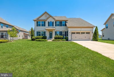 /international/us/9974-moddy-lane-white-plains-md-110108189977/