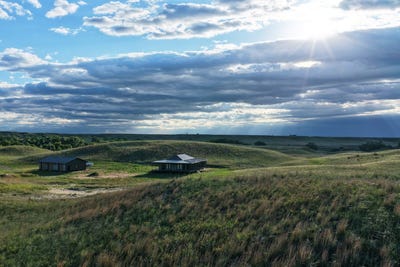 /international/us/38585-s-crookston-rd-crookston-ne-110107036211/