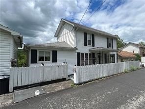 /international/us/42-walnut-ave-dunbar-pa-110105321348/