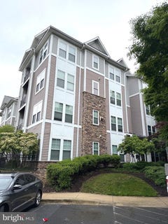 /international/us/1301-karen-boulevard-capitol-heights-md-110105802882/