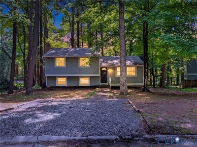 /international/us/2703-sutters-mill-court-chesterfield-va-110120886461/