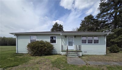 /international/us/14035-foursquare-road-smithfield-va-110107259449/