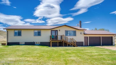 /international/us/148-bertha-rd-moorcroft-wy-110119704032/