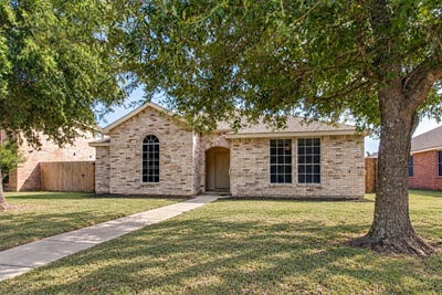 /international/us/1604-brice-drive-royse-city-tx-110120537631/