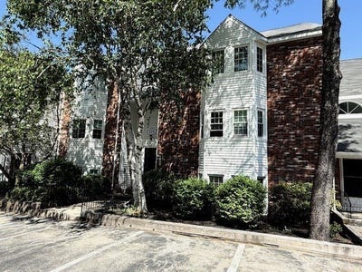 /international/us/121-tall-oaks-dr-weymouth-ma-110100381862/