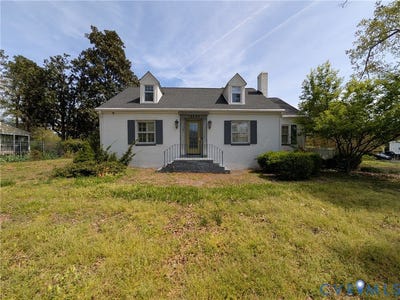 /international/us/12307-buckingham-street-chester-va-110107054474/