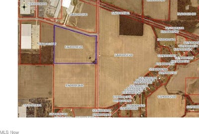 /international/us/1766-county-road-260-elm-st-clyde-oh-110093806957/