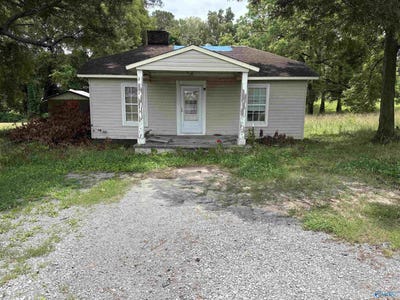 /international/us/624-holmes-avenue-bridgeport-al-110109187389/