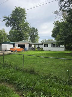 /international/us/6023-keigley-street-coloma-mi-110110350326/
