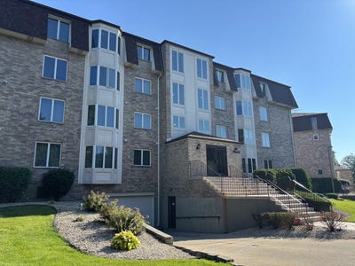 /international/us/3660-186th-street-lansing-il-110109337687/