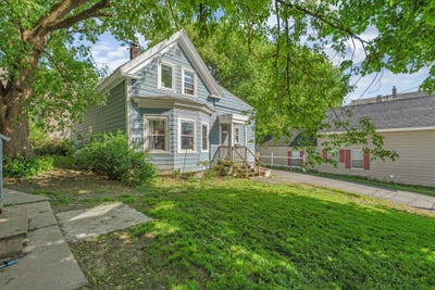 /international/us/77-oak-street-lewiston-me-110108335279/
