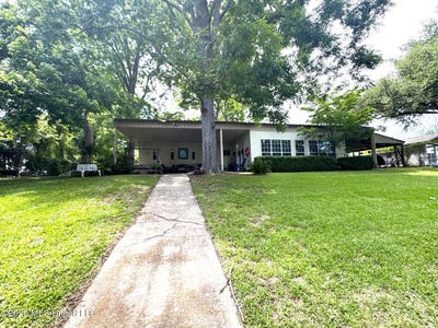 /international/us/5043-highway-568-ferriday-la-110108255105/
