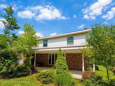 /international/us/1970-forest-street-lehighton-pa-110109610709/