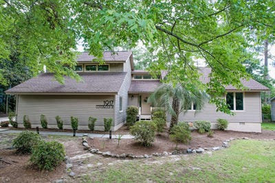 /international/us/1917-cottonwood-drive-aiken-sc-110101088816/