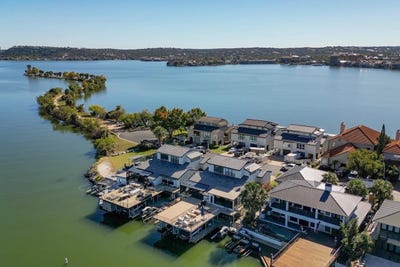 /international/us/528-6-lighthouse-drive-horseshoe-bay-tx-110095909098/