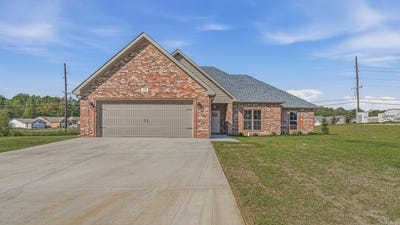 /international/us/2308-s-20th-street-paragould-ar-110109808672/