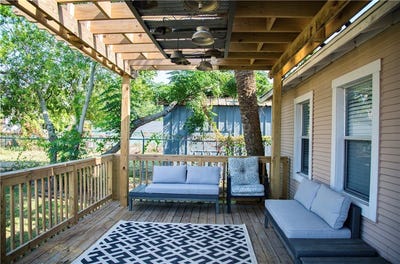 /international/us/1318-n-mesquite-street-corpus-christi-tx-110102579549/
