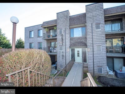 /international/us/157-sunbury-court-southampton-pa-110096065673/