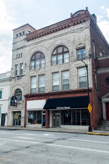 /international/us/310-ann-street-frankfort-ky-110107681232/