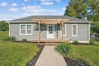 /international/us/519-b-ave-se-mtvernon-ia-110106974009/