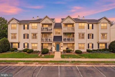 /international/us/11006-koman-circle-manassas-va-110120083917/