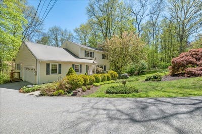 /international/us/7-palma-road-somers-ny-110107824171/