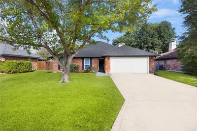 /international/us/113-morene-avenue-waxahachie-tx-110120562358/