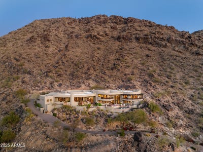/international/us/5526-e-roadrunner-road-paradise-valley-az-110097201987/