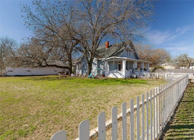 /international/us/403-w-franklin-street-alvord-tx-110108093292/