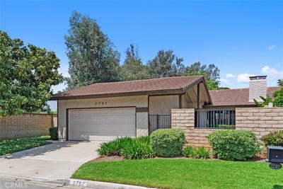 /international/us/2797-persimmon-place-riverside-ca-110099207487/?lang=zh-cn