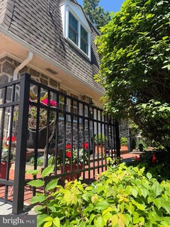 /international/us/104-w-montgomery-avenue-ardmore-pa-110108853858/