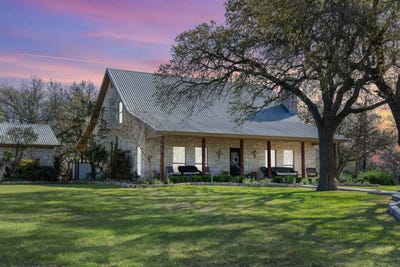 /international/us/8901-county-road-108-burnet-tx-110120128643/