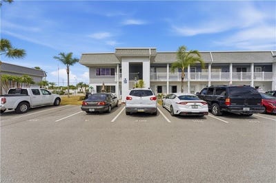 /international/us/22375-edgewater-drive-punta-gorda-fl-110106279162/