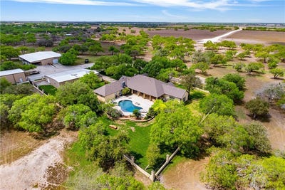 /international/us/5548-county-road-81-robstown-tx-110107162690/