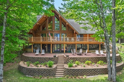 /international/us/7950-bo-di-lac-dr-s-minocqua-wi-110108548731/