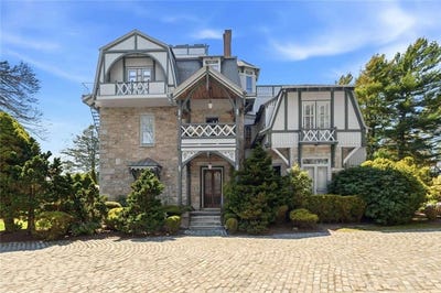 /international/us/6-howe-avenue-newport-ri-110107827470/
