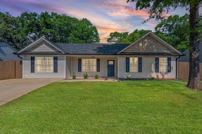 /international/us/728-cannonsburg-drive-duncan-sc-110107615137/