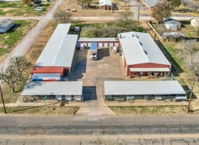 /international/us/810-s-main-street-quanah-tx-110106153239/