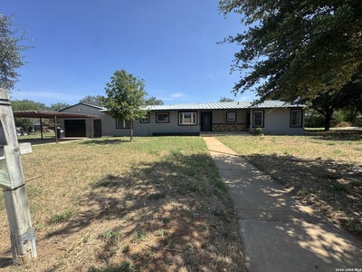 /international/us/719-e-taft-pearsall-tx-110107829176/