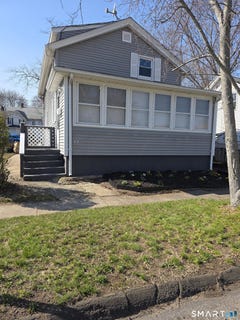 /international/us/23-west-street-wallingford-ct-110107283155/