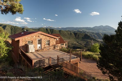 /international/us/2800-cedar-drive-basalt-co-110100479095/