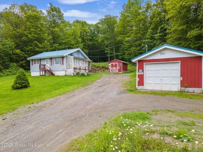 /international/us/334-greenbush-road-cobleskill-ny-110100308641/